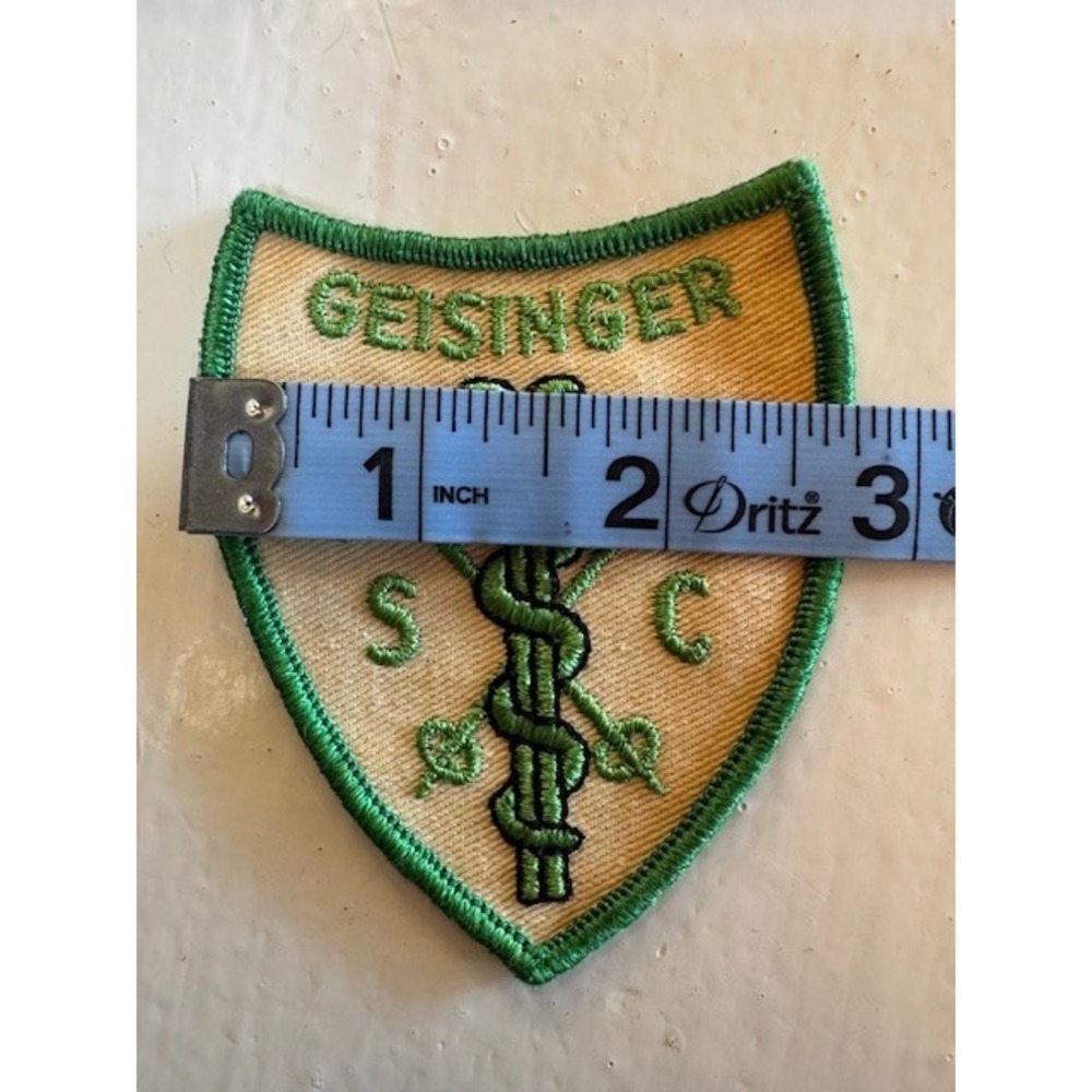Vintage Geisinger Hospital Pennsylvania PA Medical‎ Nurse Shield Patch - Picture 3 of 4
